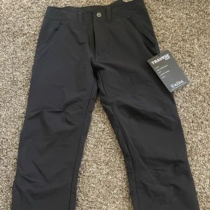 Kuhl travrse pant in raven black. Size 32x30. NWT